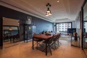 1 Bedroom with Superb Amenities and Free House Keeping